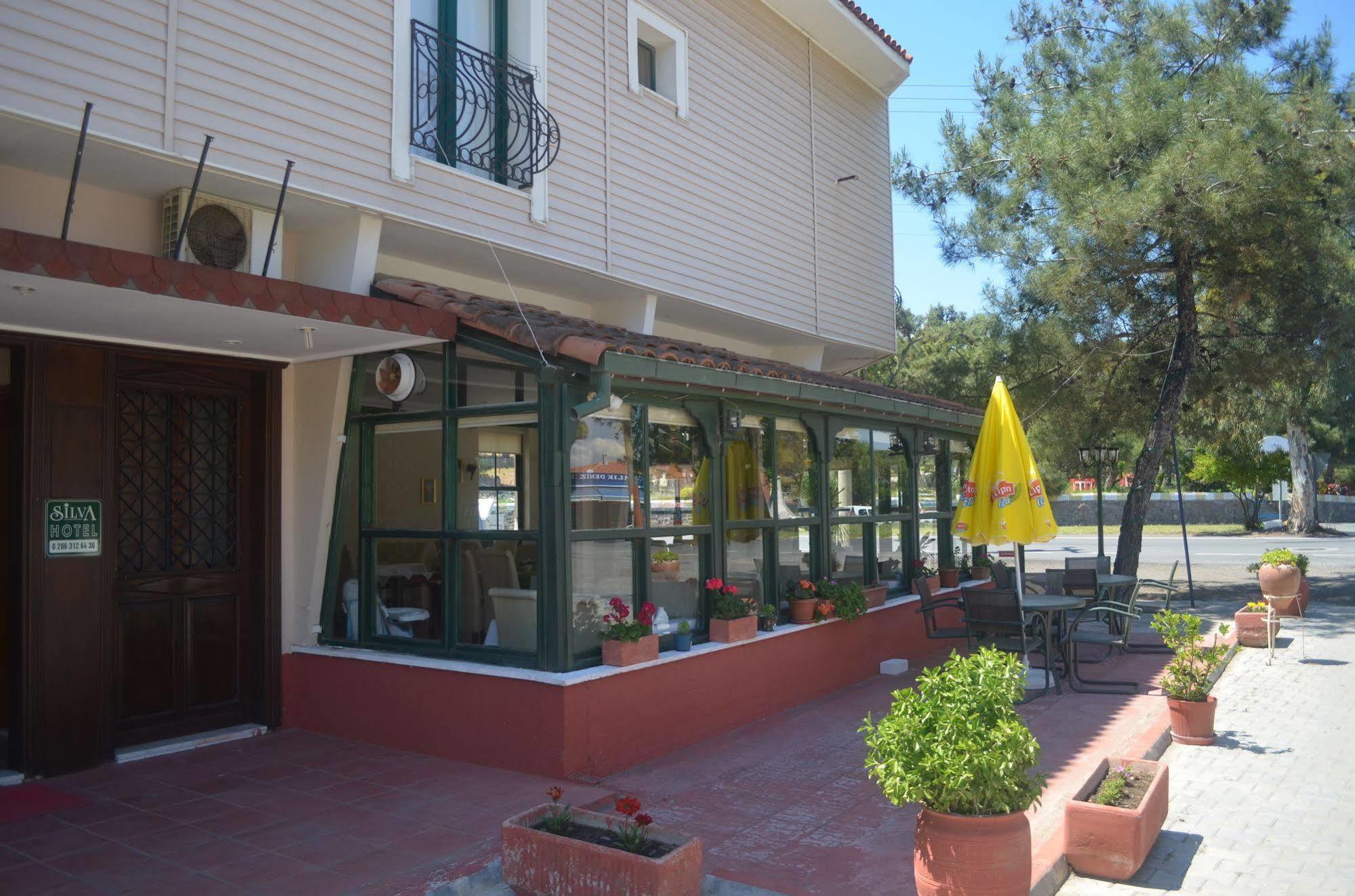 Silva Hotel Ayvalik Exterior photo
